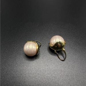 Imitation pearl earrings